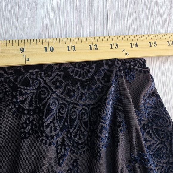 LA Hearts‎ Skirt Women's M Velvet Burnout Medallion Dark Navy/Purple Stretch - Picture 9 of 11